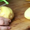Bagning af kartofler i ovnen