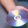 Reparation af en cd med tandpasta