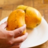 At spise en mango