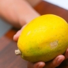 Køb en moden papaya