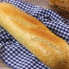 Holde en baguette frisk