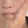 Tager makeup på