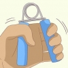 Tab fedt omkring fingrene