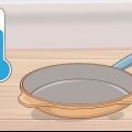 Rengøring af en le creuset pande