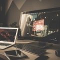 Tilslutning af en macbook air til en skærm