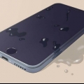 Tørring af en iphone med vandskade