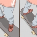 Stående på et skateboard