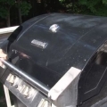 Bagning af pizza på grillen