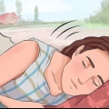 Sover, når en anden snorker