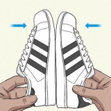 Rengøring af adidas sko