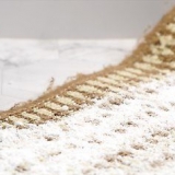 Slip af med lugten af ​​vådt tæppe