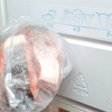 Optøning af frossen laks