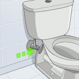 Afbrydelse af vandtilførslen til et toilet