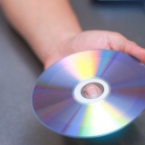 Reparation af en cd med tandpasta