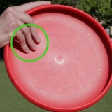 Kaster en frisbee