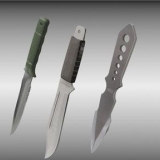 Kaster en kniv