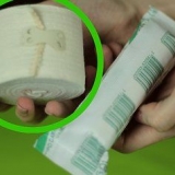 Påfør en støttebandage på dit knæ