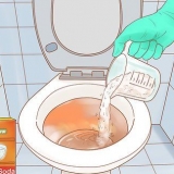 Frigør et toilet med bagepulver
