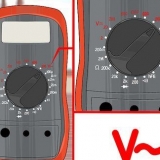 Brug af et voltmeter