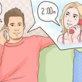 Flirter med en pige over telefonen