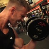 At få store biceps