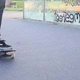 At lære at spinne på et skateboard