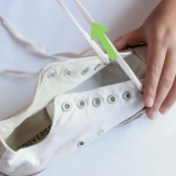 Rengøring white converses