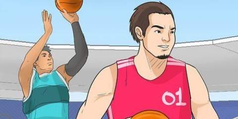 At spille basketball