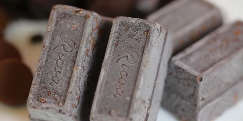 Smeltende chokolade til dypning
