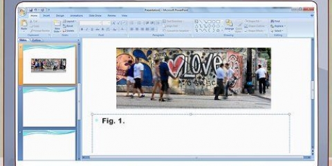 Angiv kilden til et billede i powerpoint