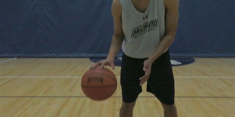 Drible med en basketball