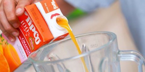 At lave en jordbærsmoothie