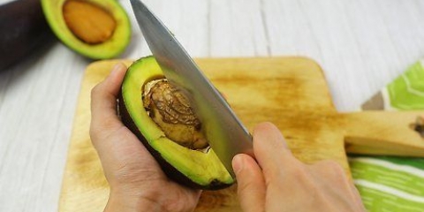 Lav en avocado maske til dit hår