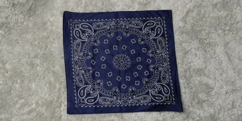 At binde en bandana