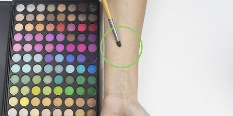 Falske et blåt mærke med makeup