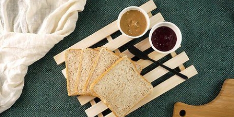 At lave en peanutbutter og gelé sandwich