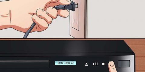 Tilslut en dvd-afspiller til dit tv