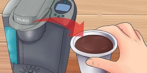 Afkalk en keurig kaffemaskine