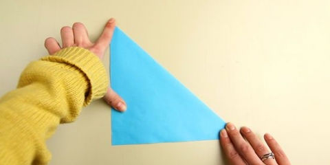 At lave en simpel lotusblomst med origami