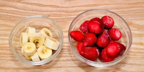 At lave en frugtyoghurtsmoothie