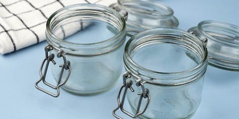 Steriliser flasker og krukker til konservering