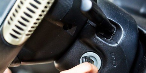 Nulstil din bils automatiske rude efter udskiftning af batteriet