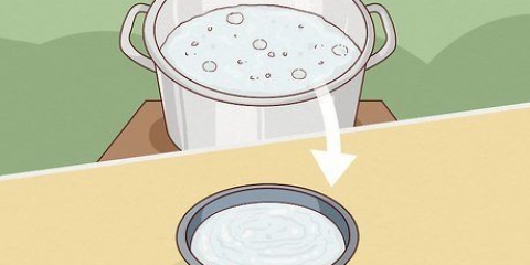 Få kool aid ud af dit hår