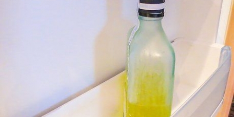Servering af limoncello