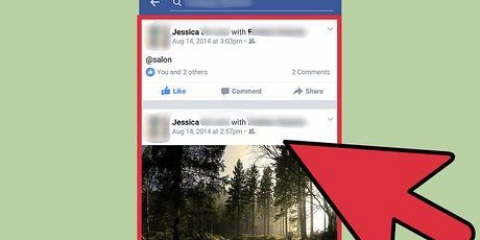 Slet kommentarer eller beskeder på facebook i facebook-appen