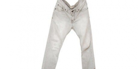 Iført skinny jeans
