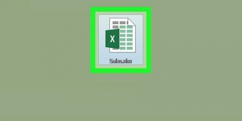 Flet to regneark i excel