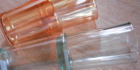 Frigør fastsiddende glas