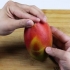 Skræl mangoen
