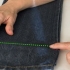 Hæmmer et par jeans